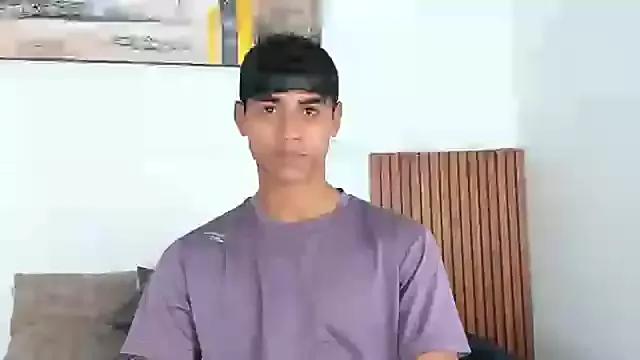 Zander_2120 webcams show profile image 
