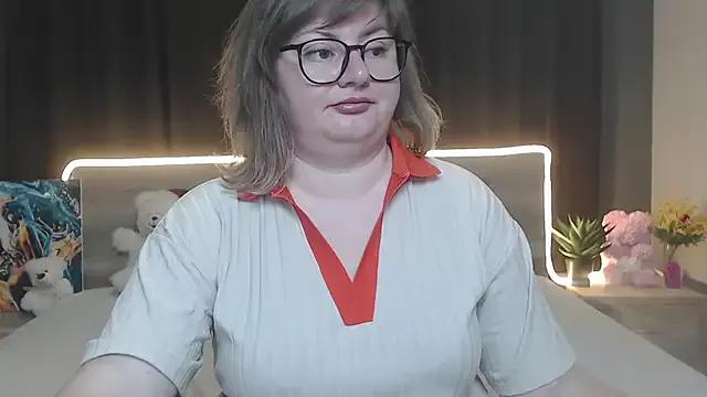 ZannaDreil from StripChat