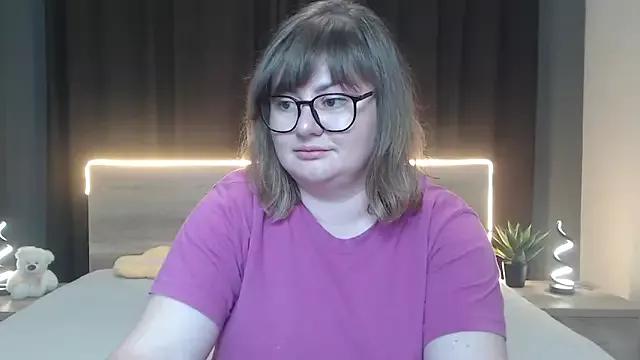 ZannaDreil from StripChat