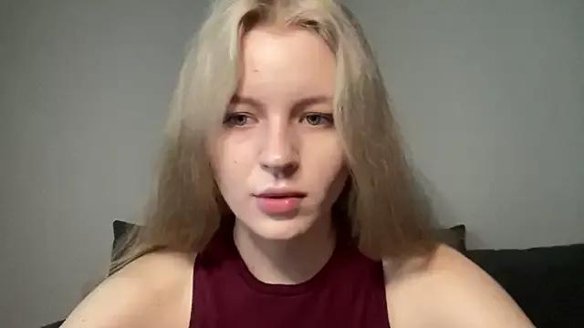 Zara__Doll webcams show profile image 