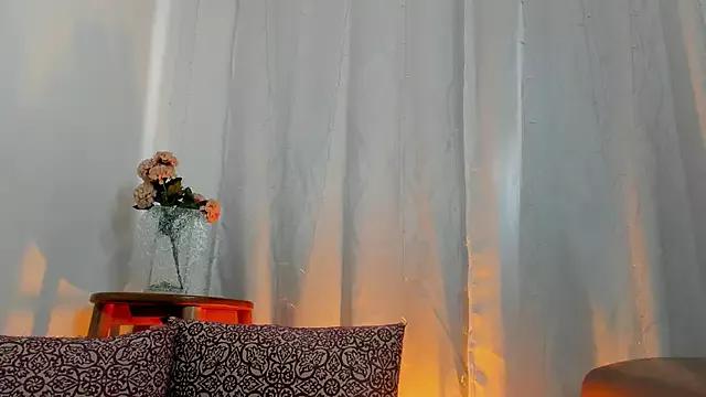 Zara_dulce from StripChat