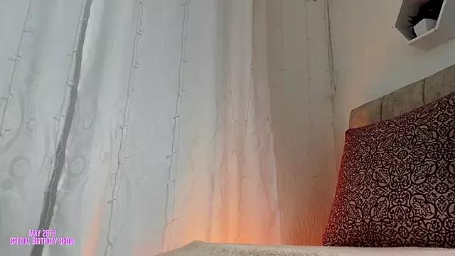 Zara_dulce from StripChat