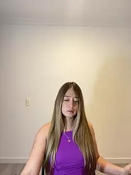 Zara_Ross from StripChat