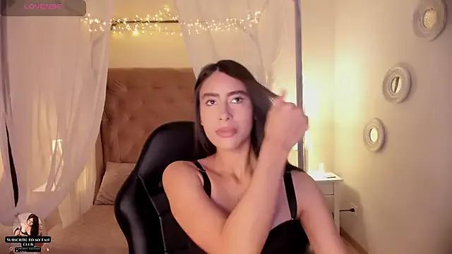 zarah_Paige from StripChat