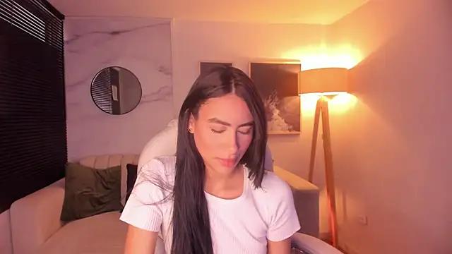 zarah_Paige from StripChat
