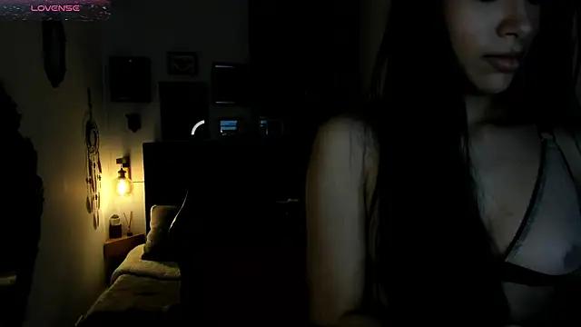 zarah_Paige from StripChat