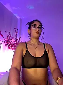 ZarahEvans from StripChat