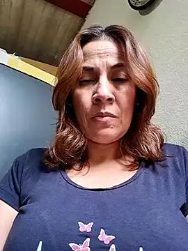 Zaralu_ from StripChat