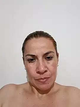 Zaralu_ from StripChat