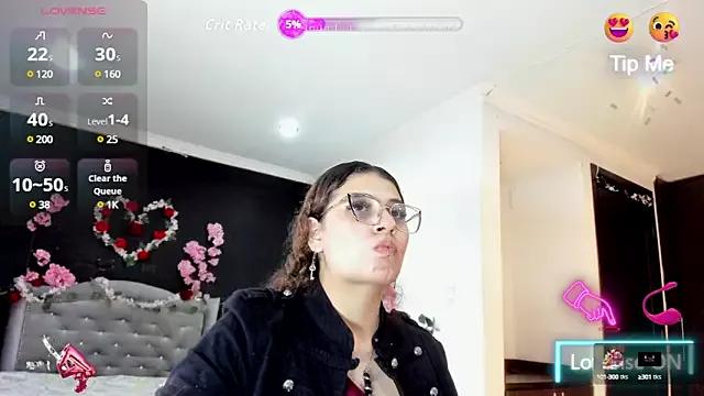 Zarathryz_ from StripChat