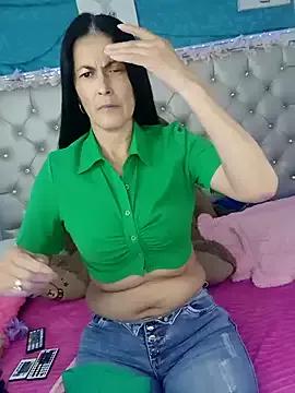ZARAY_1118 from StripChat is Freechat