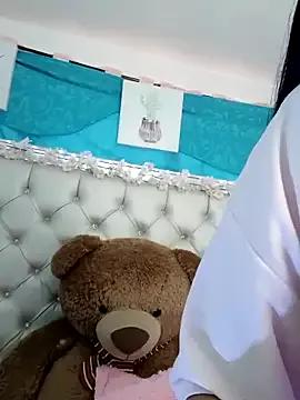 ZARAY_1118 from StripChat is Freechat