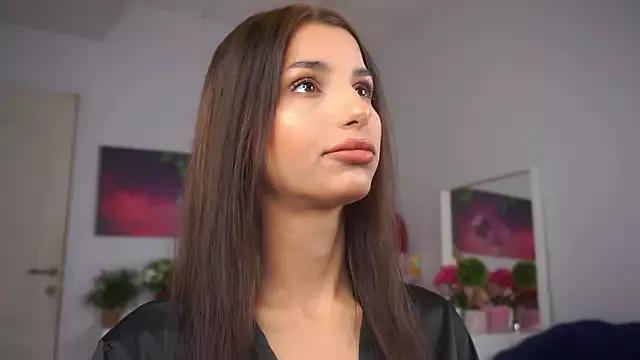 ZariaVera from StripChat is Freechat