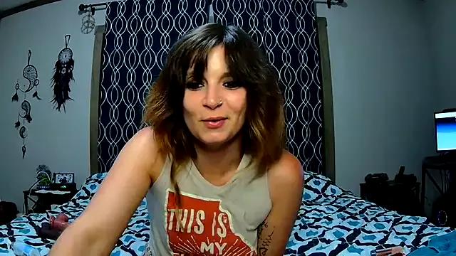 ZeelaXoXo from StripChat