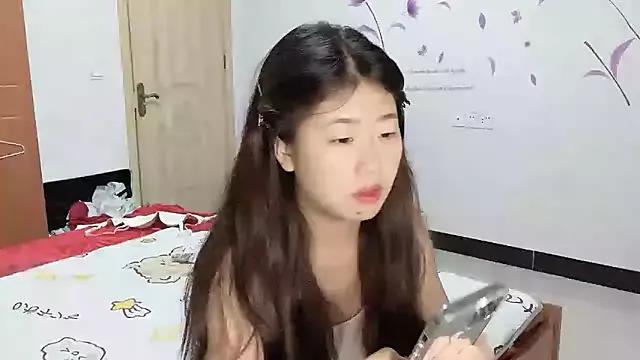 Zengwan777 webcams show profile image 