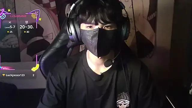 Zhezheggin webcams show profile image 