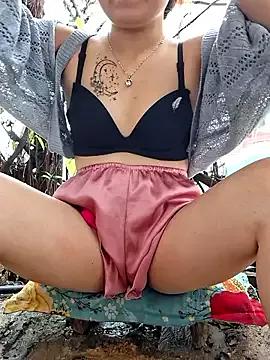 Ziny_Ziny from StripChat is Freechat