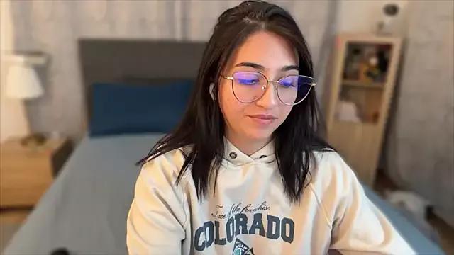 Zoe_moon18 webcams show profile image 