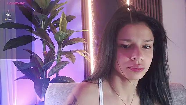 Zoee_babygirl from StripChat