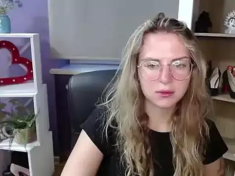 Zoey_Erotic webcams show profile image 