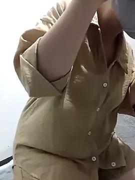 Zuuumon from StripChat