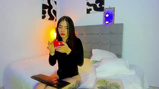 Zyo_n_Zafira webcams show profile image 