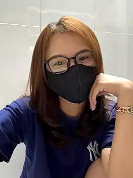 Zyzy009 webcams show profile image 