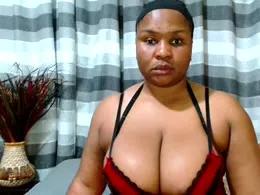 Lovenia webcams show profile image 