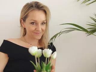 AliciaSecret webcams show profile image 