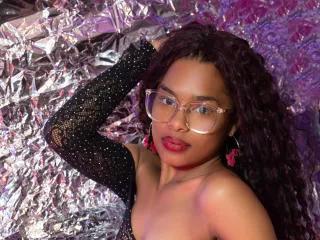 LucyLars webcams show profile image 