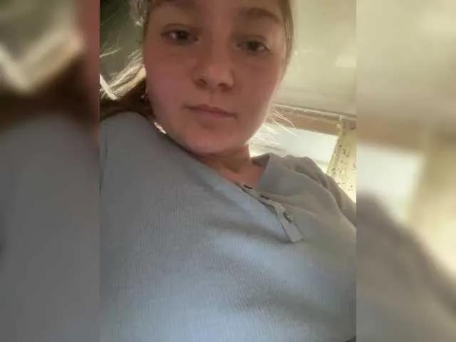 --tata-- on BongaCams 