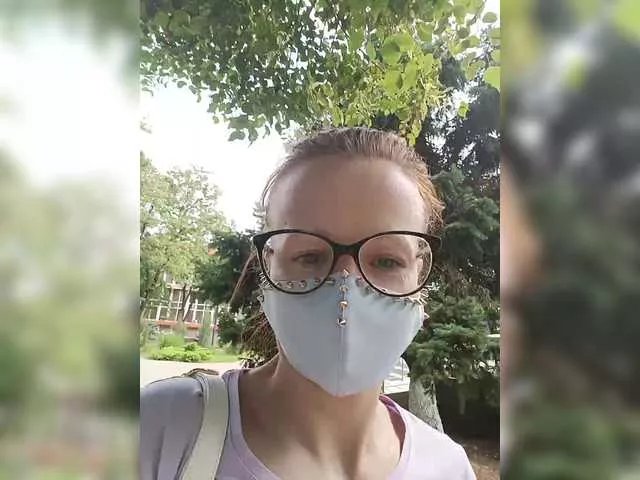 akaza-zx on BongaCams 