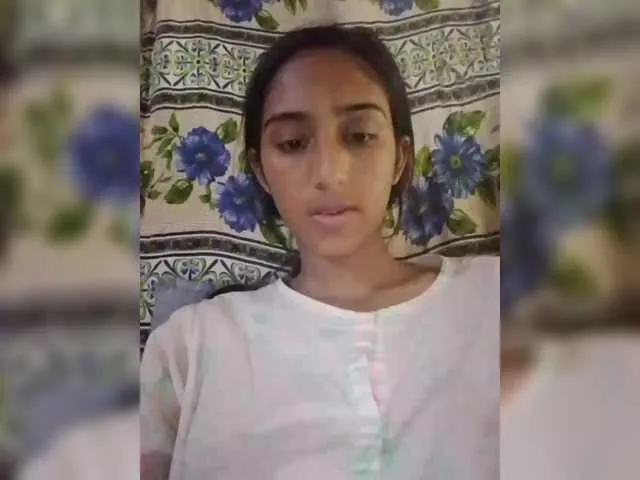 AlinaPopy model from bc