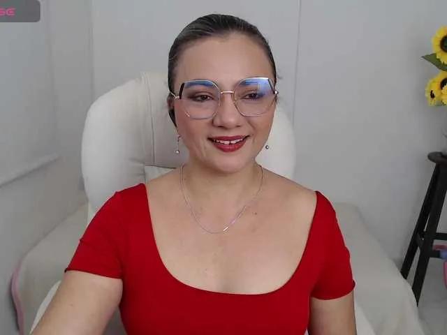 ana-milf on BongaCams 