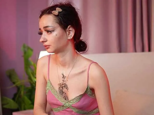 AriellaKitty model from bc