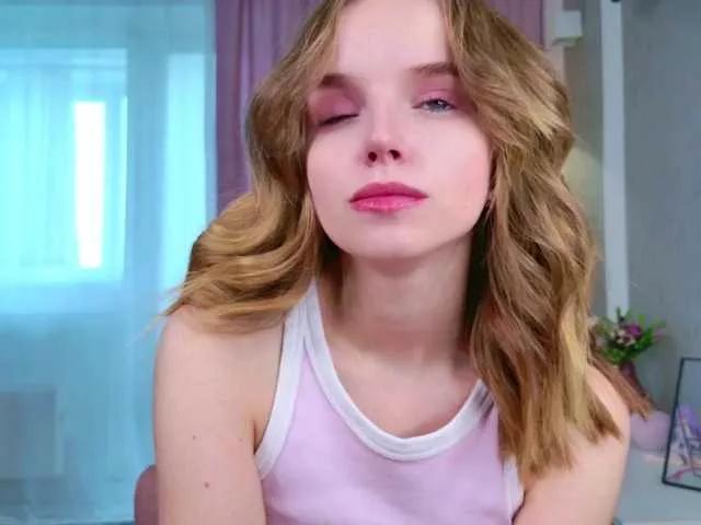 b4by-lol1 on BongaCams 