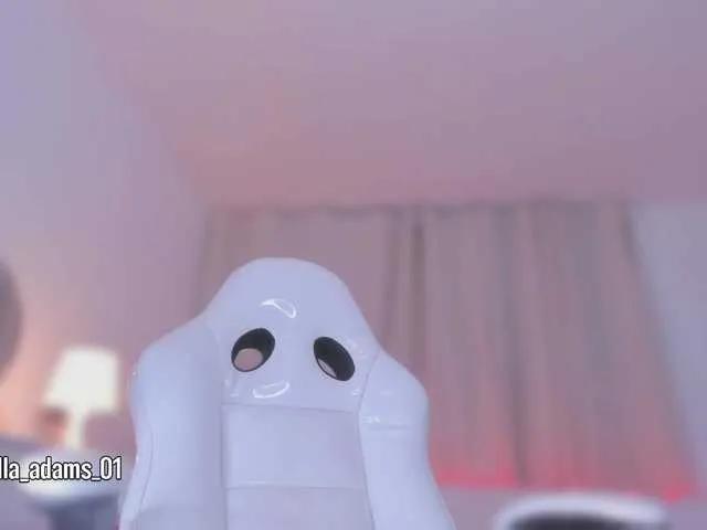 bella-adams on BongaCams 