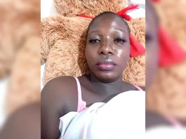 Blaqlover on BongaCams