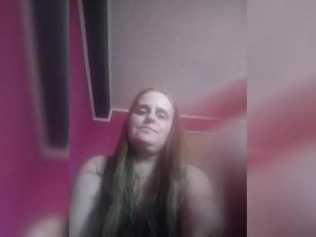 Brenda4pup on BongaCams