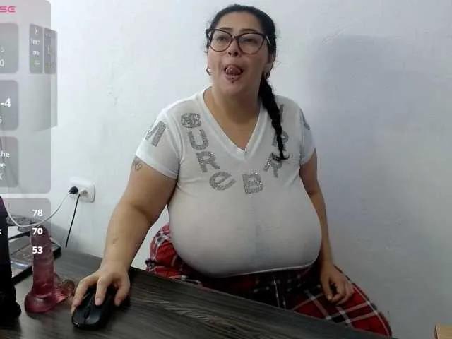 bubis-laru53 on BongaCams 
