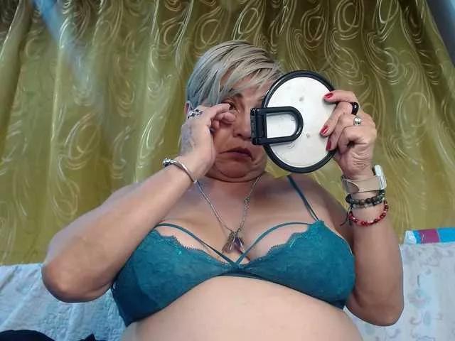 DirtyBiancax on BongaCams