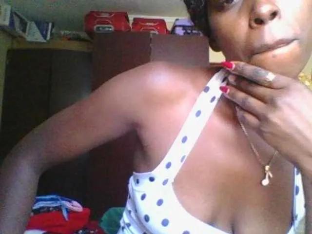 Dizzydose1 on BongaCams 