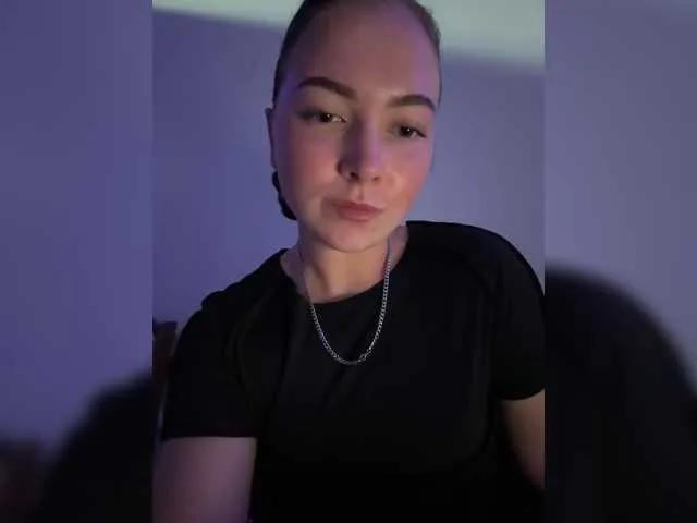 dreamgirl03 — Freechat on BongaCams