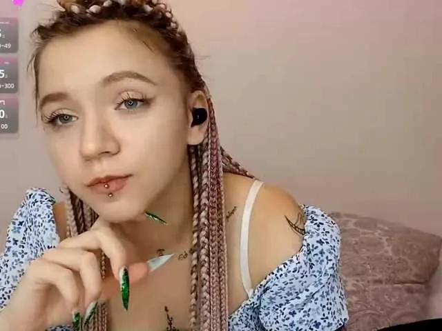 EleanorBaker on BongaCams 