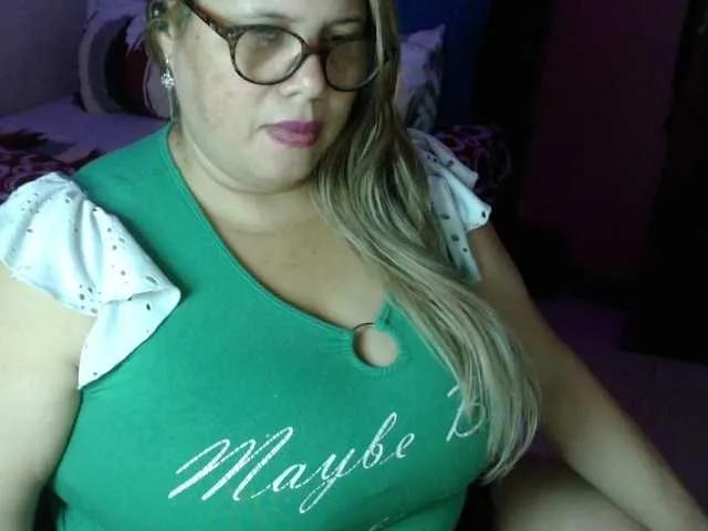 ElizabethTaylor8 on BongaCams
