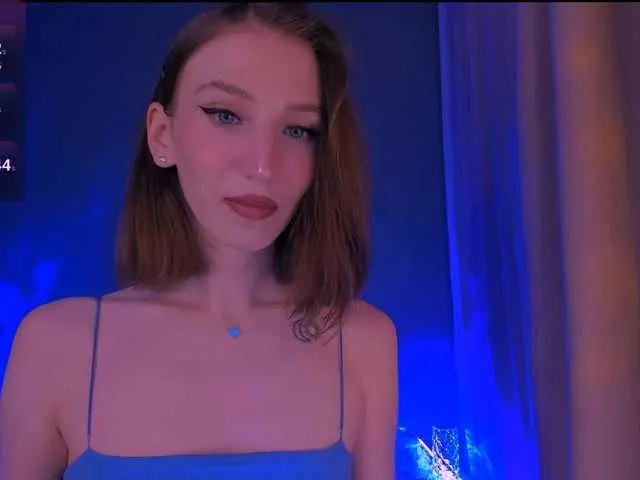ellaamber on BongaCams