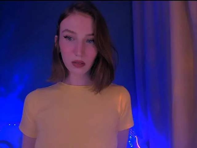 ellaamber on BongaCams