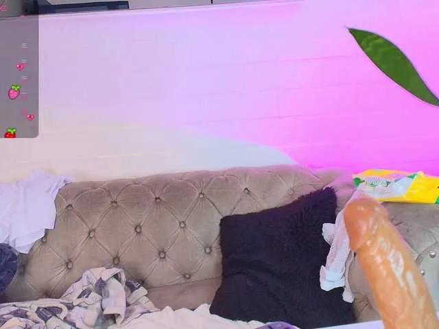 EllenaBoobs on BongaCams