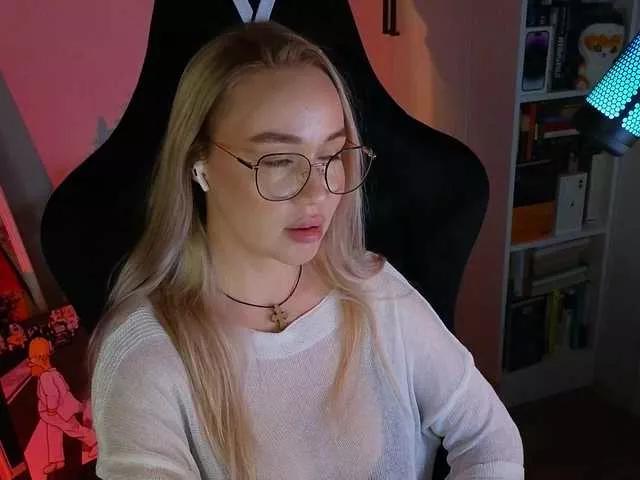 Emili1- on BongaCams