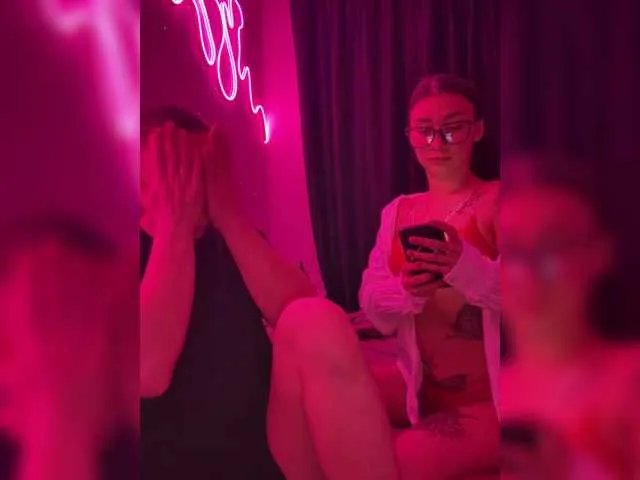 Ewwawow on BongaCams 